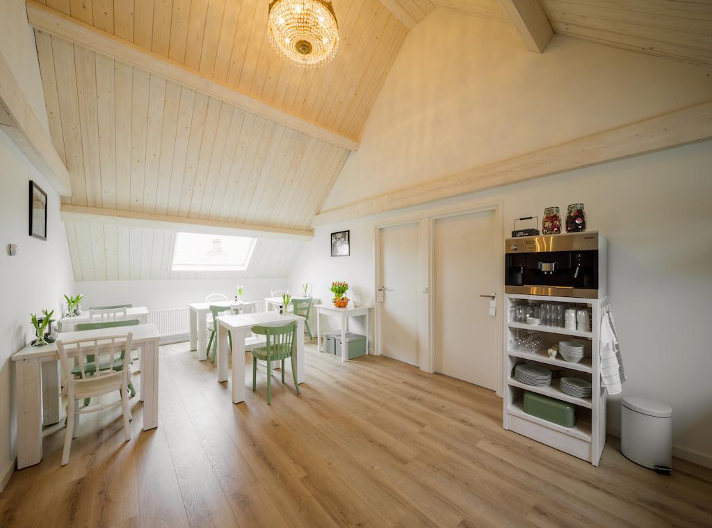 Tweepersoonskamer met Gedeelde Badkamer